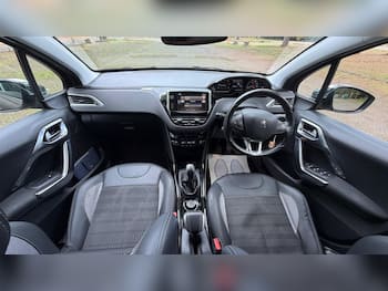 Used Peugeot 2008 2016 for sale - 79874617: Photo