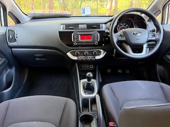 Used Kia Rio 2015 for sale - 79452508: Photo