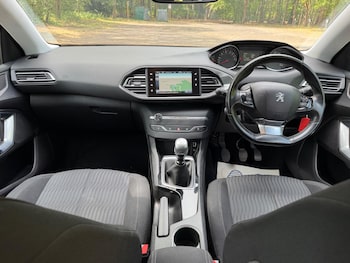 Used Peugeot 308 2016 for sale - 79223999: Photo