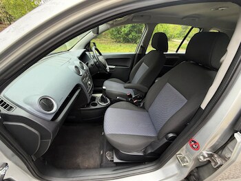 Used Ford Fusion 2010 for sale - 78430234: Photo