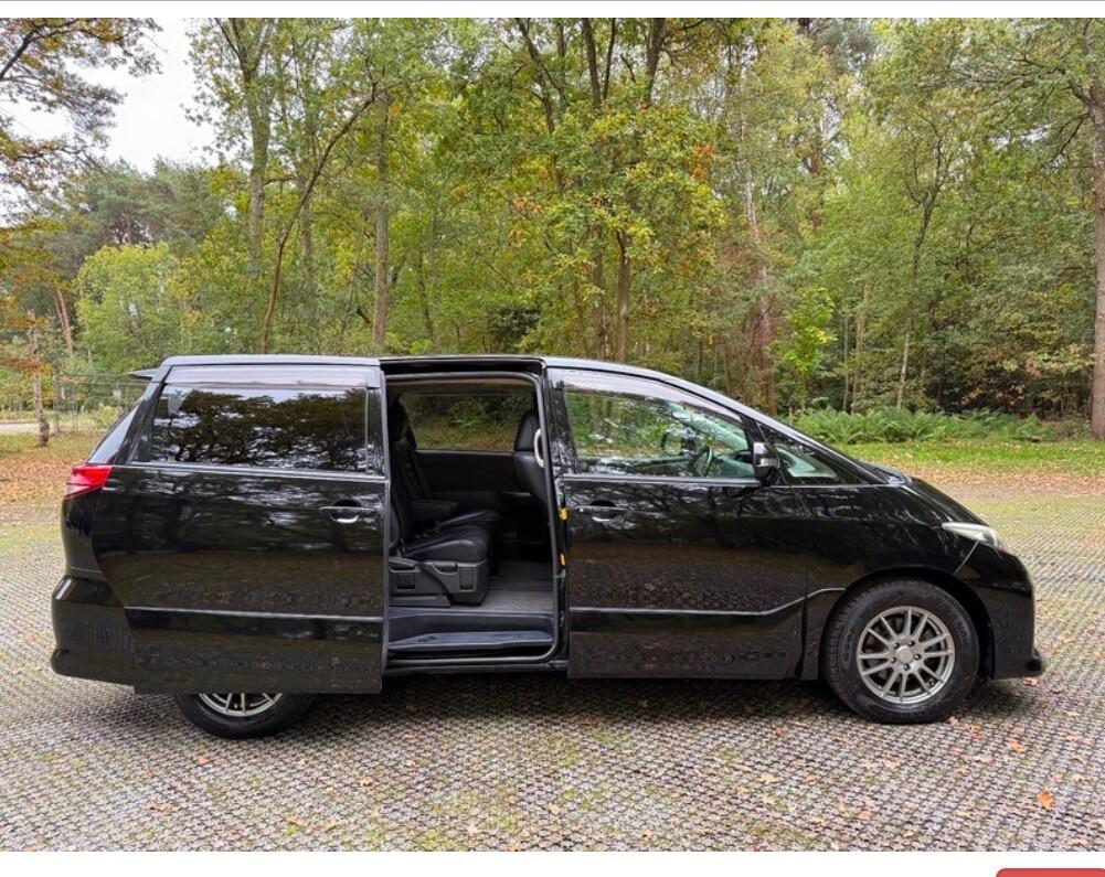 Used Toyota Estima 2025 for sale - 77853368: Photo 39