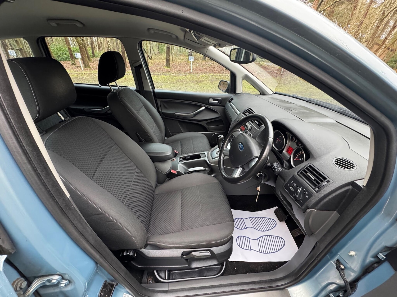 Used Ford C-Max 2009 for sale - 77440337: Photo 4