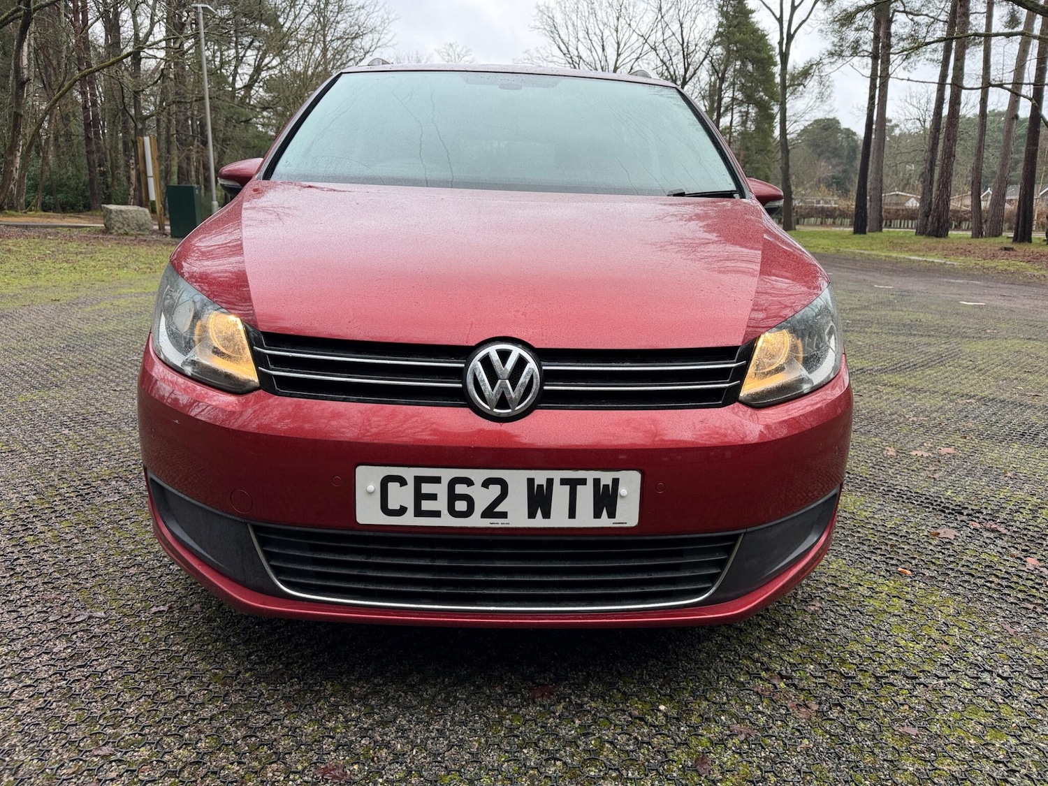 Used Volkswagen Touran 2012 for sale - 77304973: Photo 10