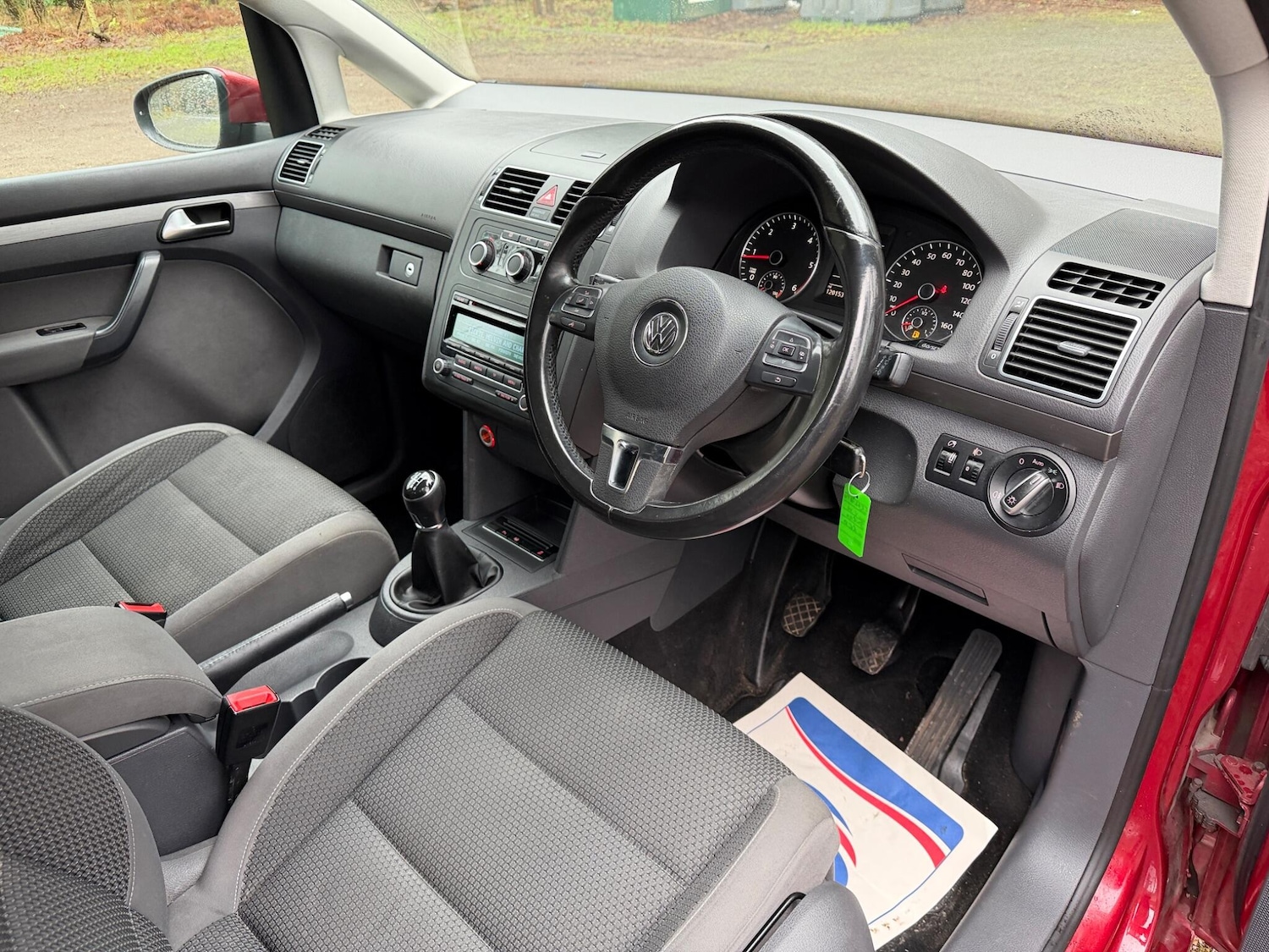 Used Volkswagen Touran 2012 for sale - 77304973: Photo 15