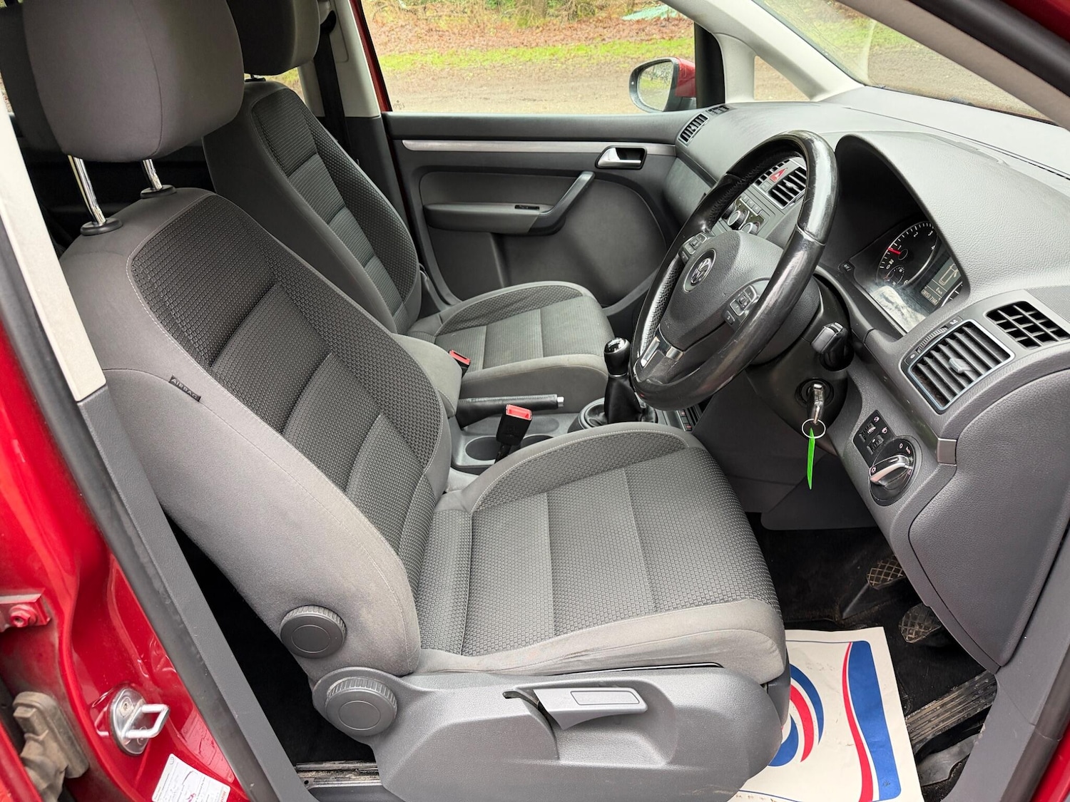 Used Volkswagen Touran 2012 for sale - 77304973: Photo 16