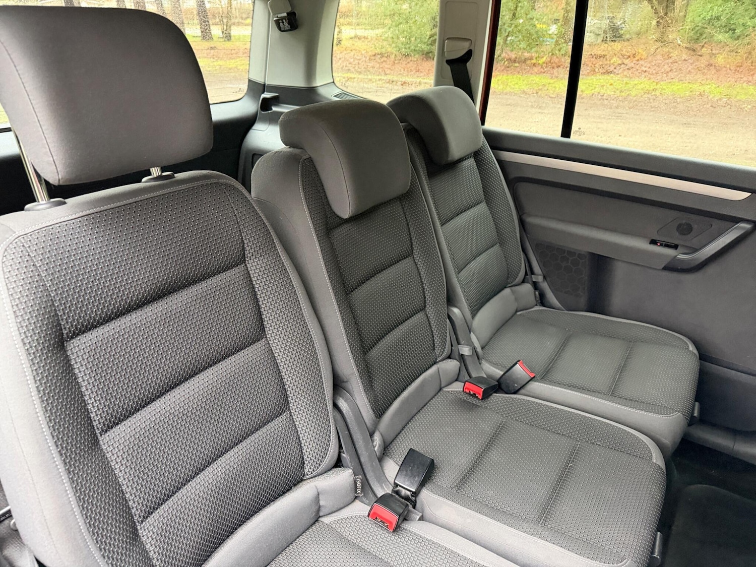 Used Volkswagen Touran 2012 for sale - 77304973: Photo 22