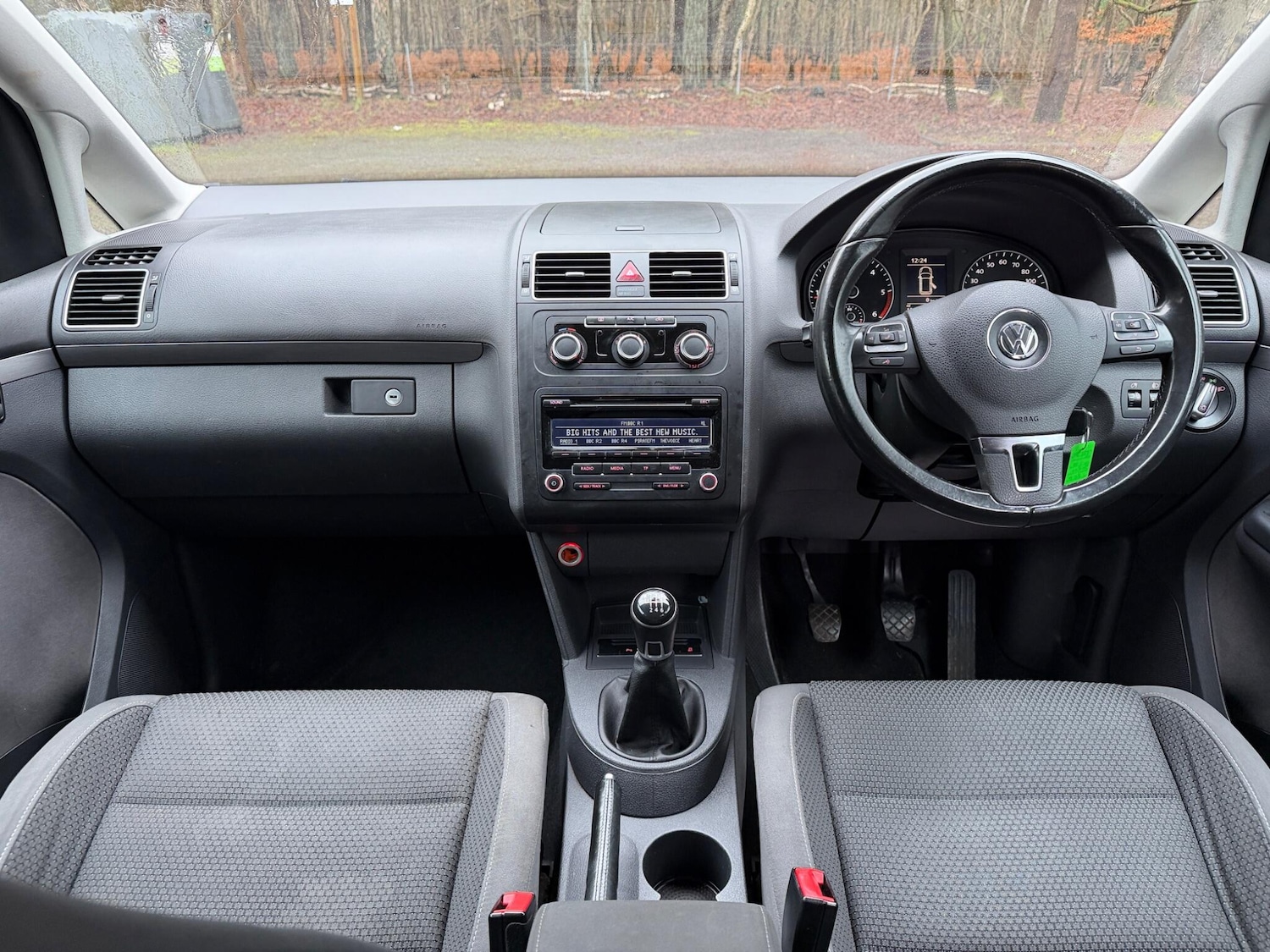 Used Volkswagen Touran 2012 for sale - 77304973: Photo 3