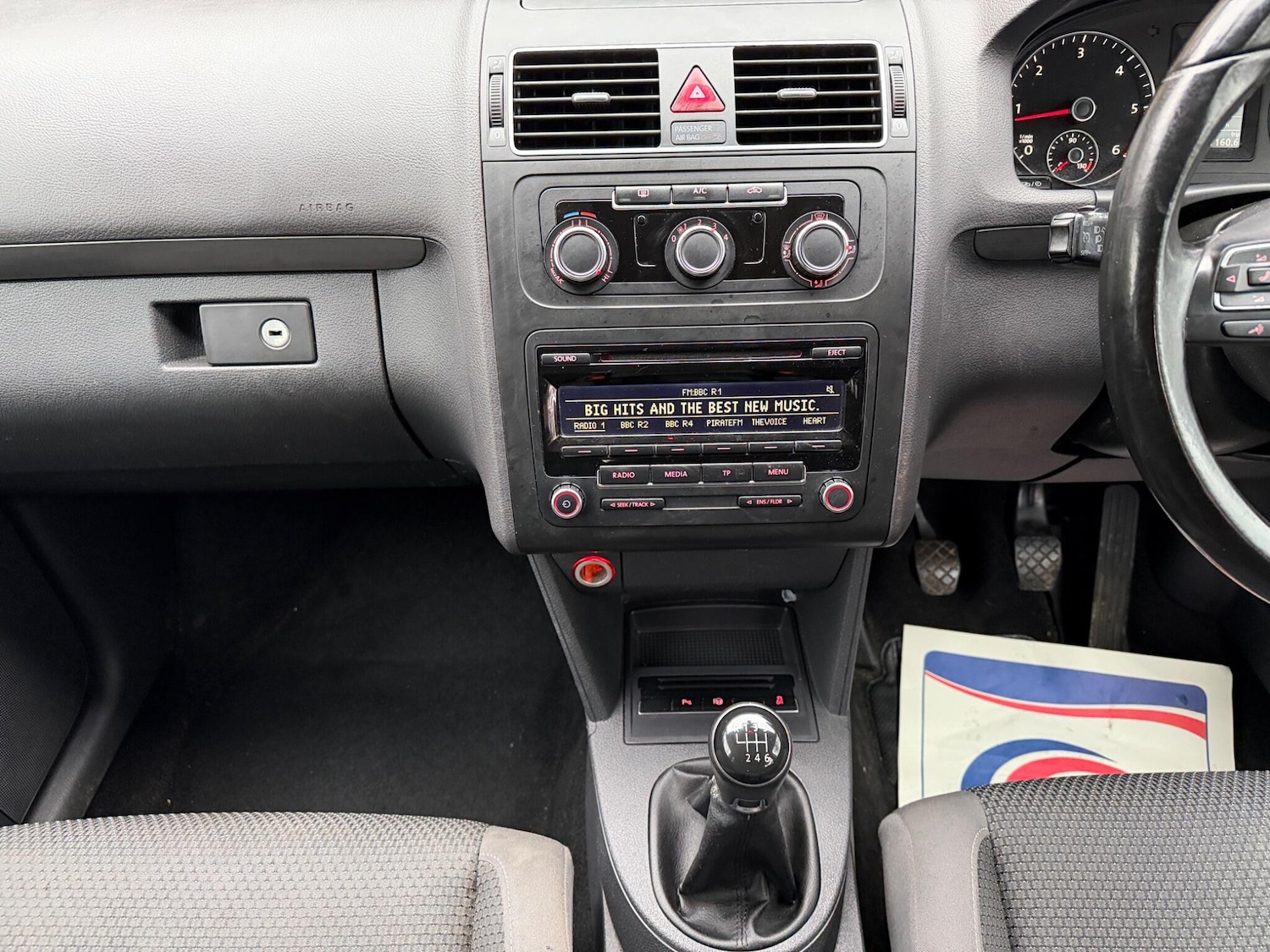 Used Volkswagen Touran 2012 for sale - 77304973: Photo 31