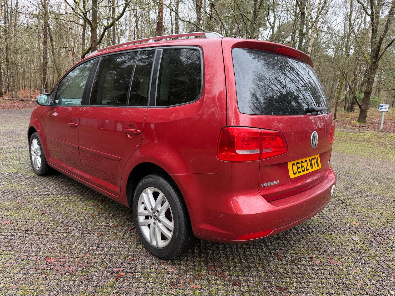 Used Volkswagen Touran 2012 for sale - 77304973: Photo 5