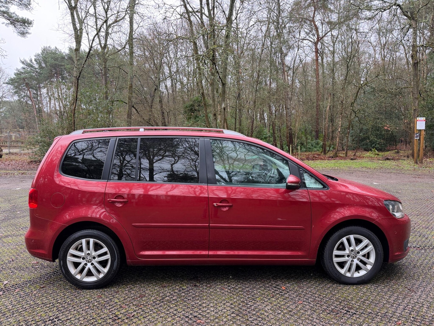 Used Volkswagen Touran 2012 for sale - 77304973: Photo 6