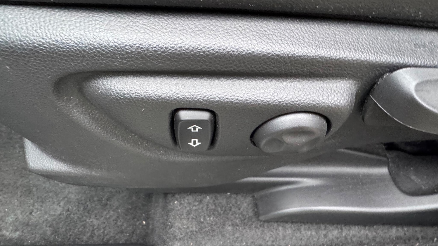 Used Vauxhall Mokka 2013 for sale - 77040787: Photo 37