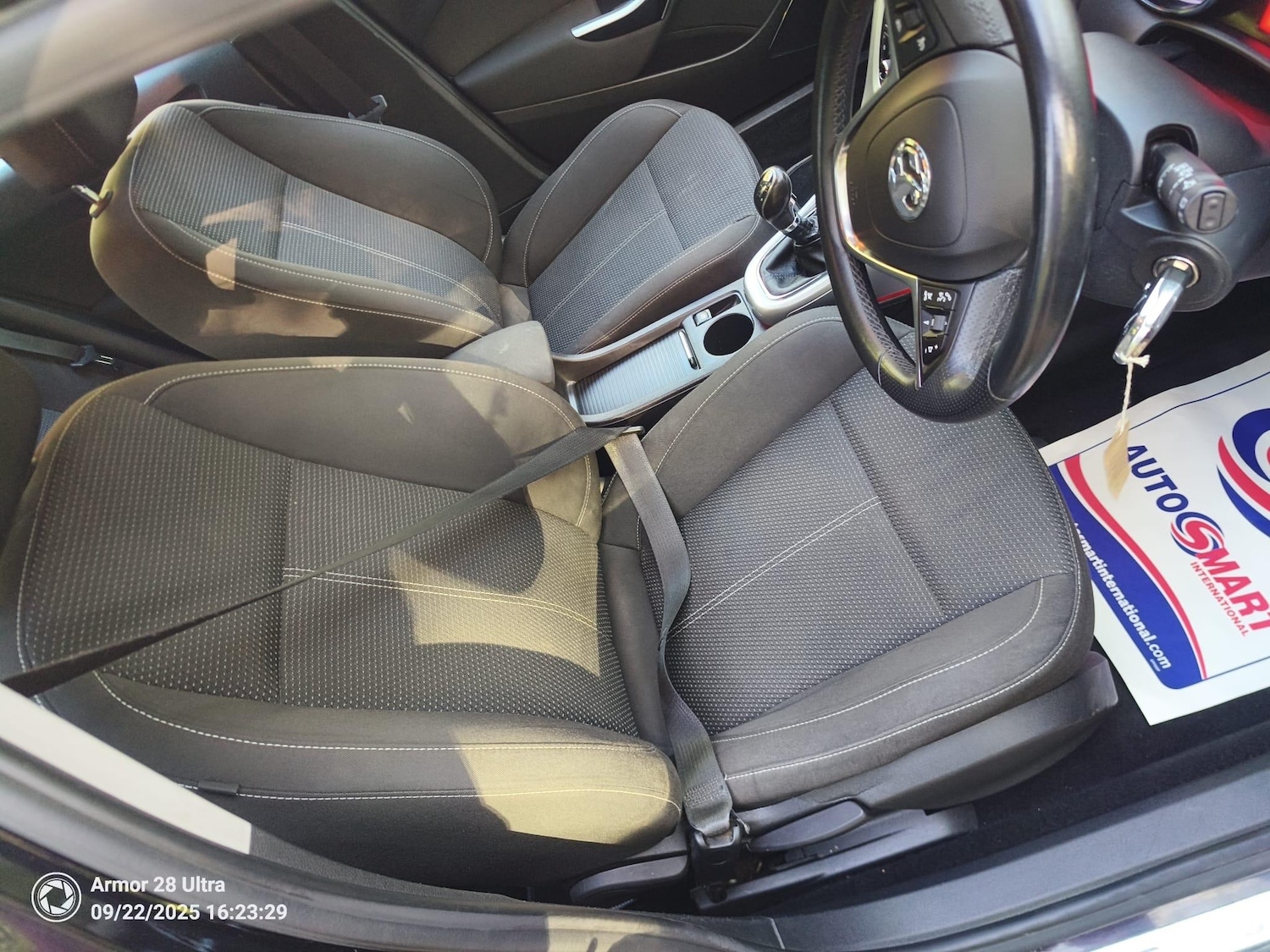 Used Vauxhall Astra 2010 for sale - 77039940: Photo 13