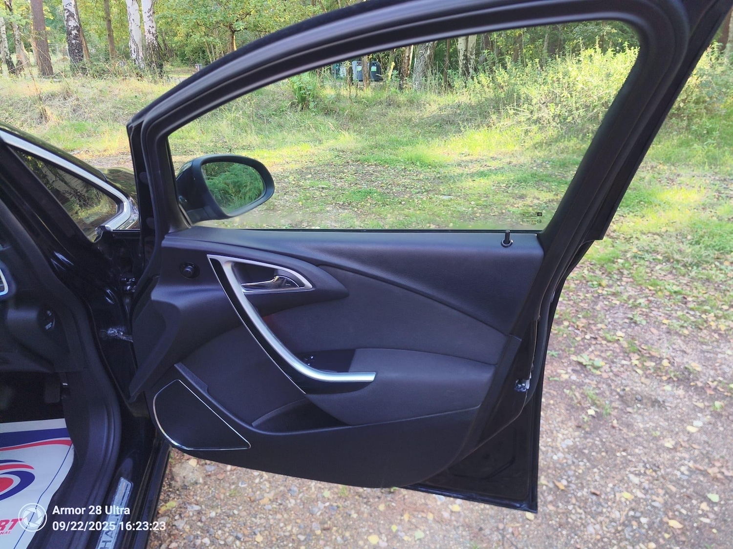 Used Vauxhall Astra 2010 for sale - 77039940: Photo 22