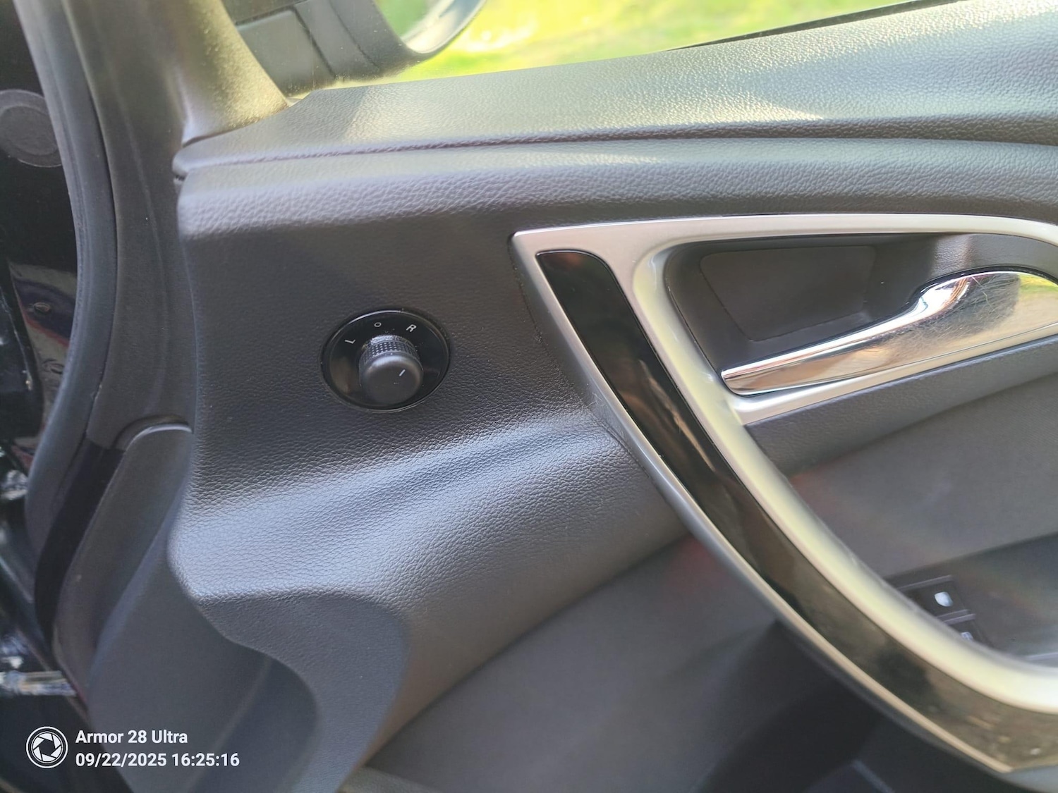 Used Vauxhall Astra 2010 for sale - 77039940: Photo 25