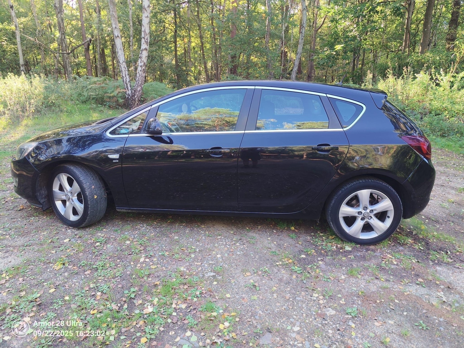 Used Vauxhall Astra 2010 for sale - 77039940: Photo 6