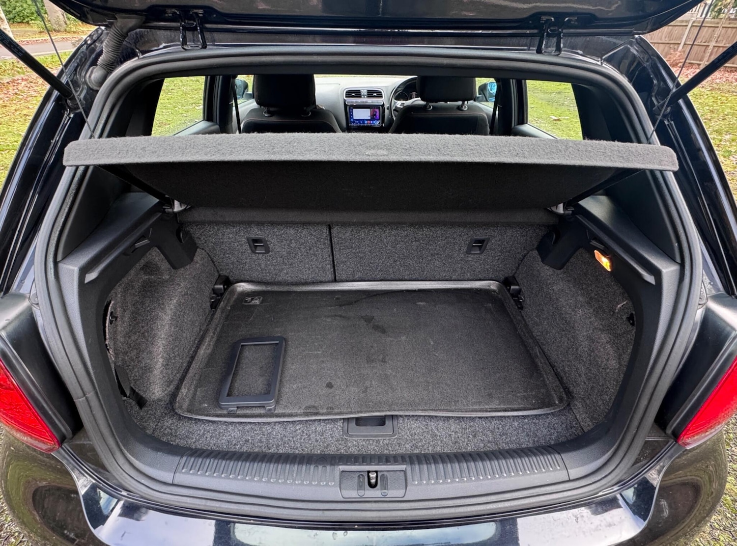 Used Volkswagen Polo for sale - 77040223: Photo 32