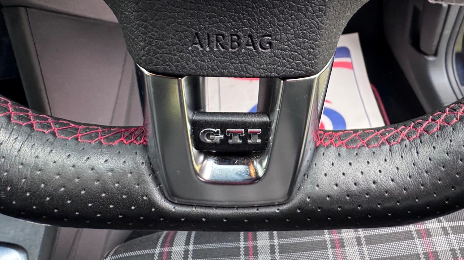 Used Volkswagen Polo for sale - 77040223: Photo 38