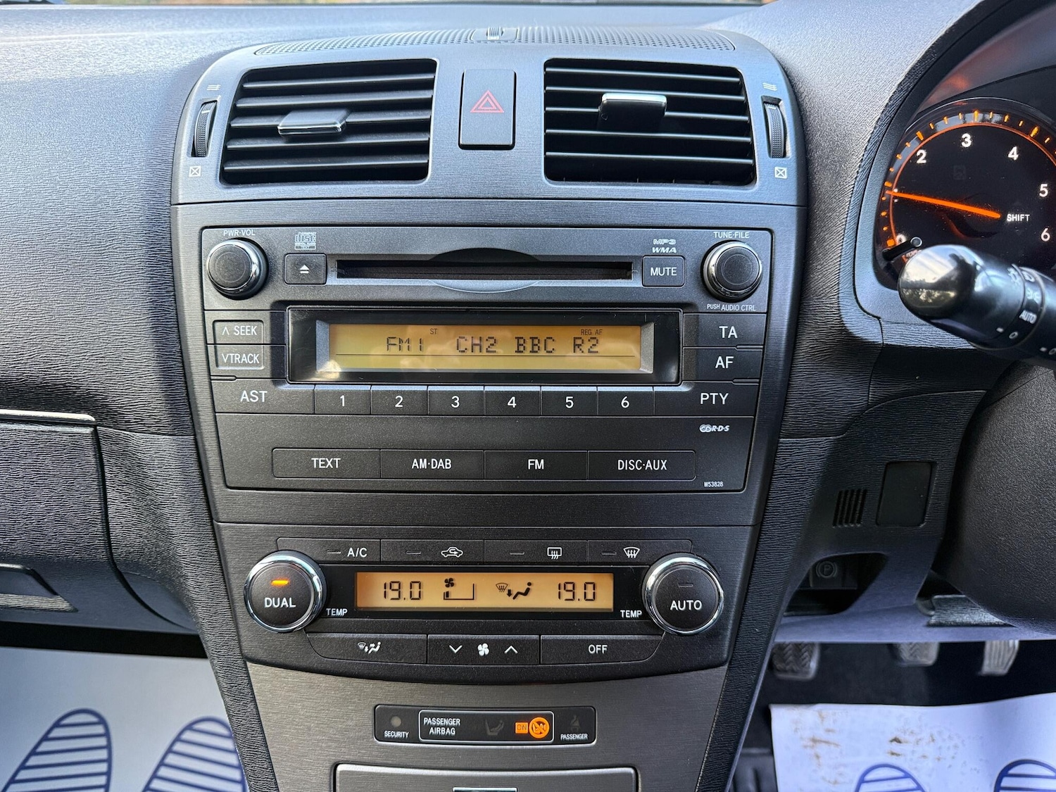 Used Toyota Avensis 2009 for sale - 77040345: Photo 25