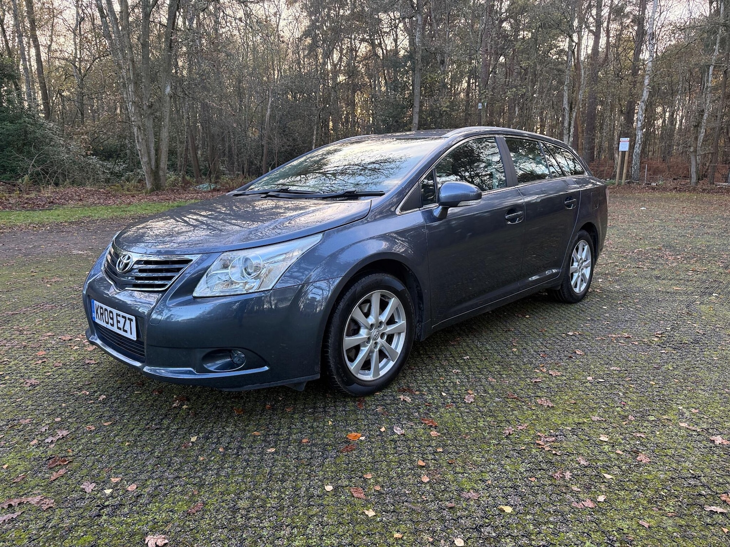 Used Toyota Avensis 2009 for sale - 77040345: Photo 8