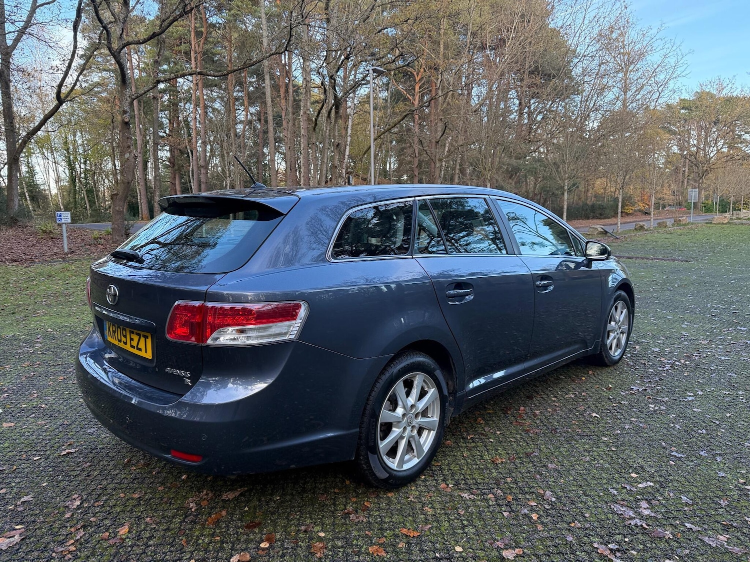 Used Toyota Avensis 2009 for sale - 77040345: Photo 9