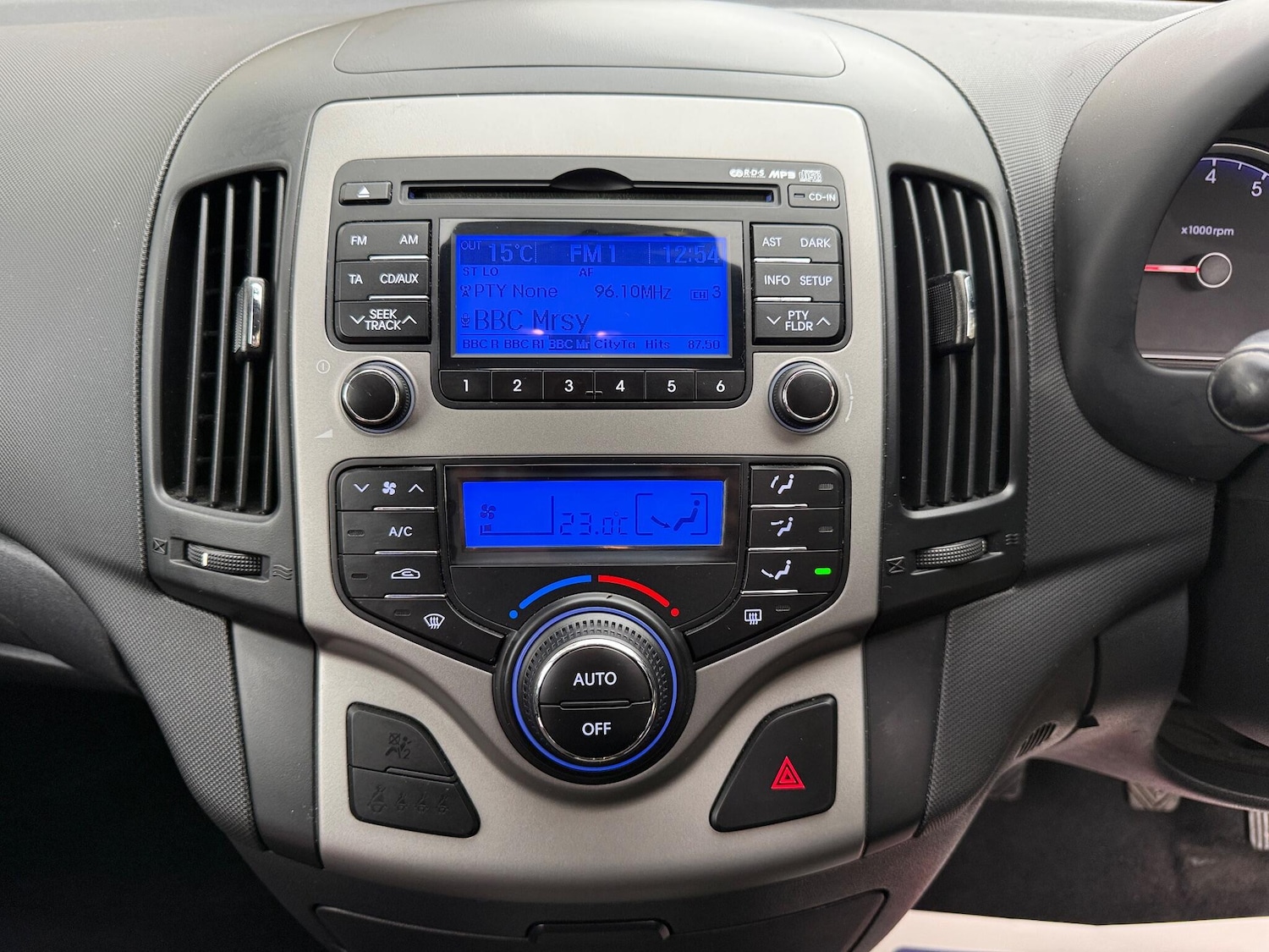 Used Hyundai i30 2009 for sale - 77040039: Photo 24