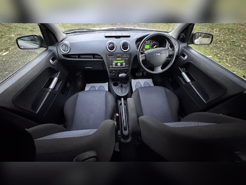 Used Ford Fusion 2006 for sale - 77039892: Photo