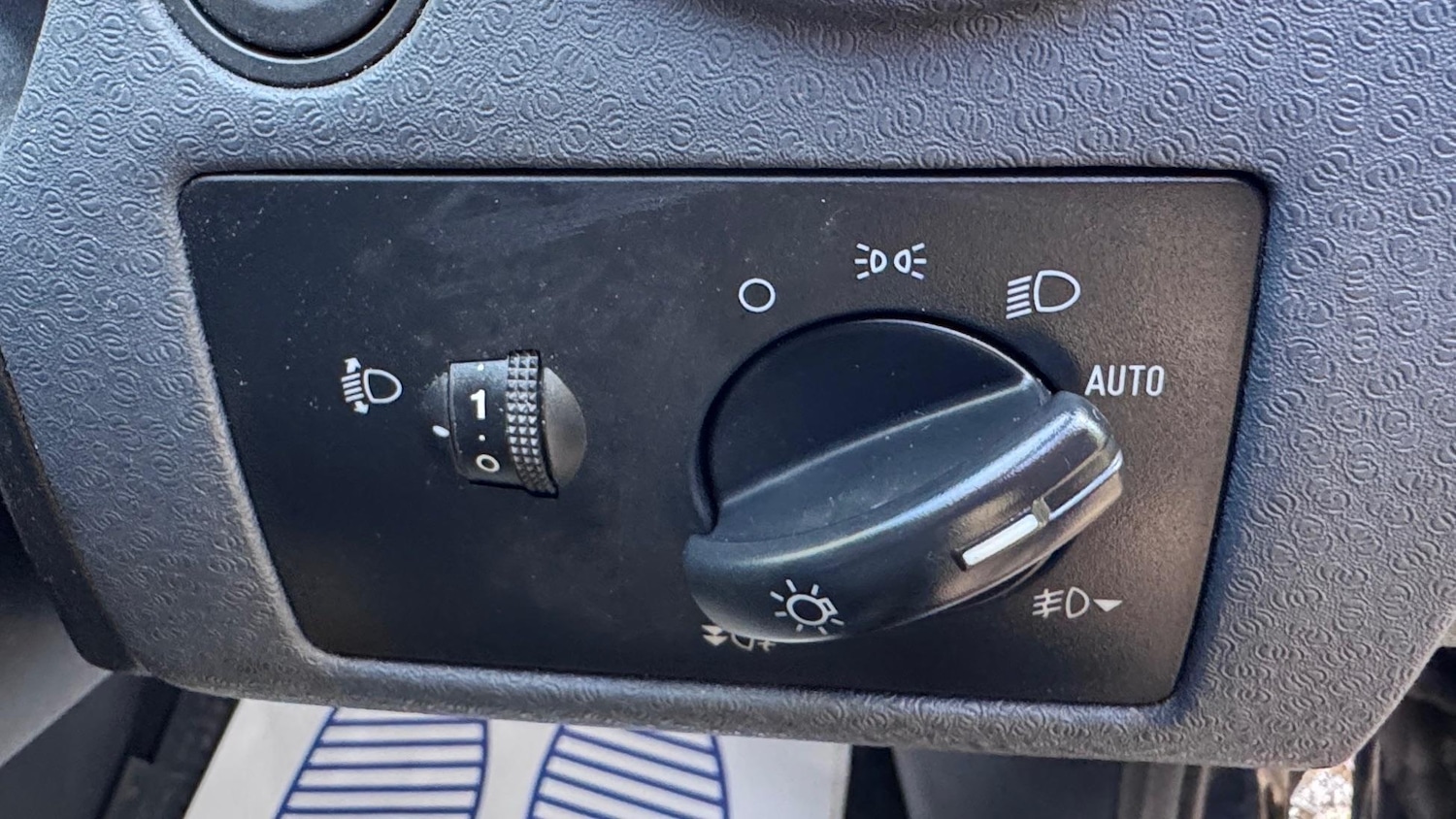 Used Ford Fusion 2009 for sale - 77040041: Photo 26