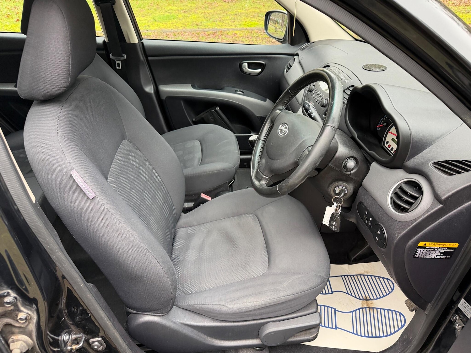 Used Hyundai i10 2011 for sale - 77612406: Photo 16