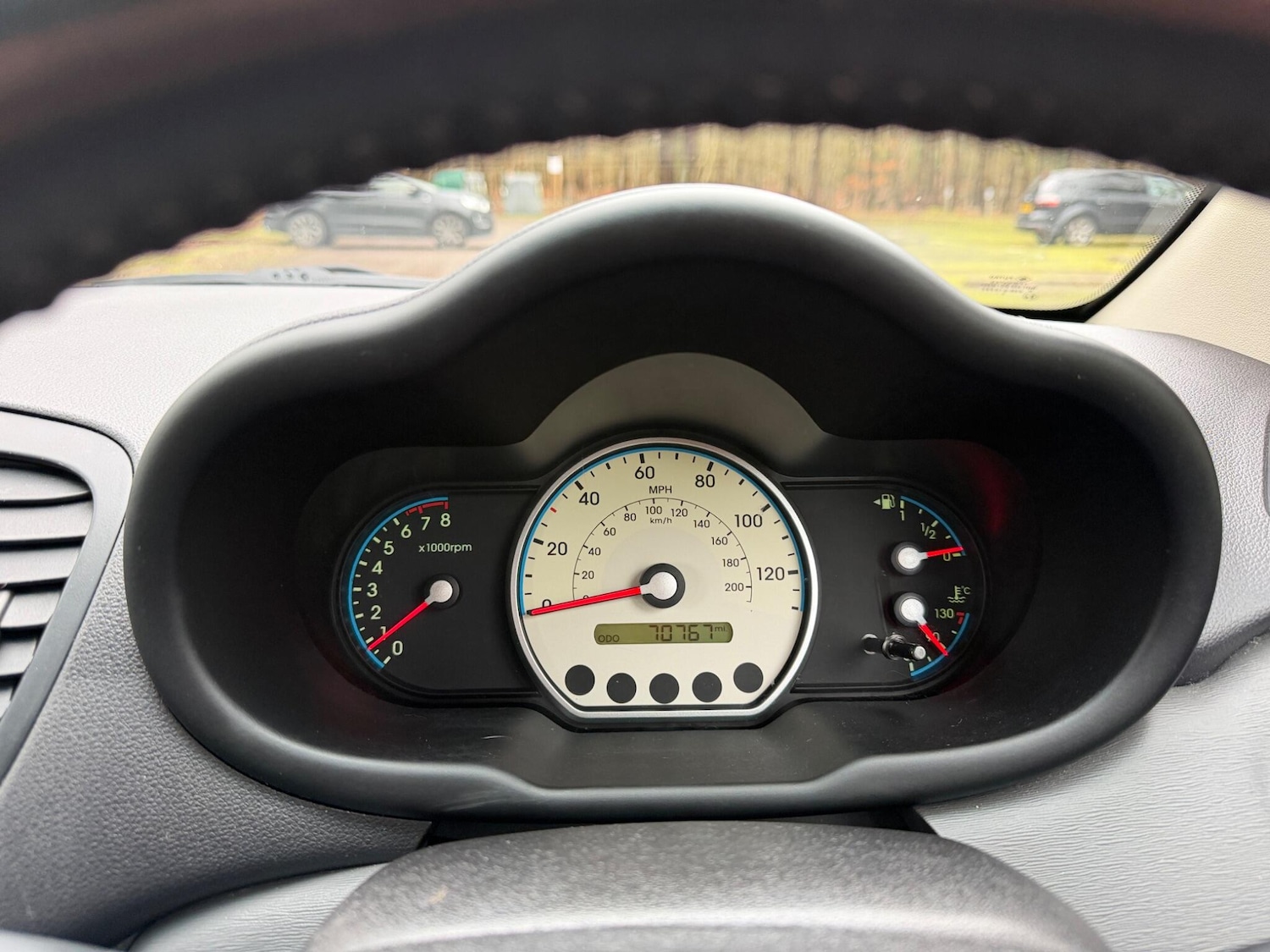 Used Hyundai i10 2011 for sale - 77612406: Photo 23