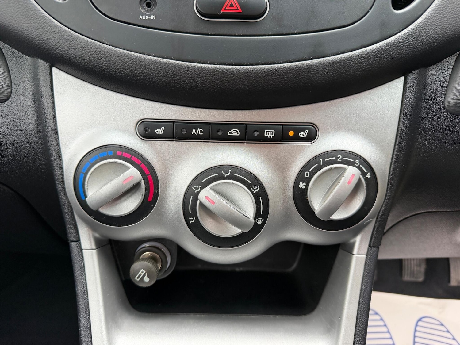 Used Hyundai i10 2011 for sale - 77612406: Photo 25