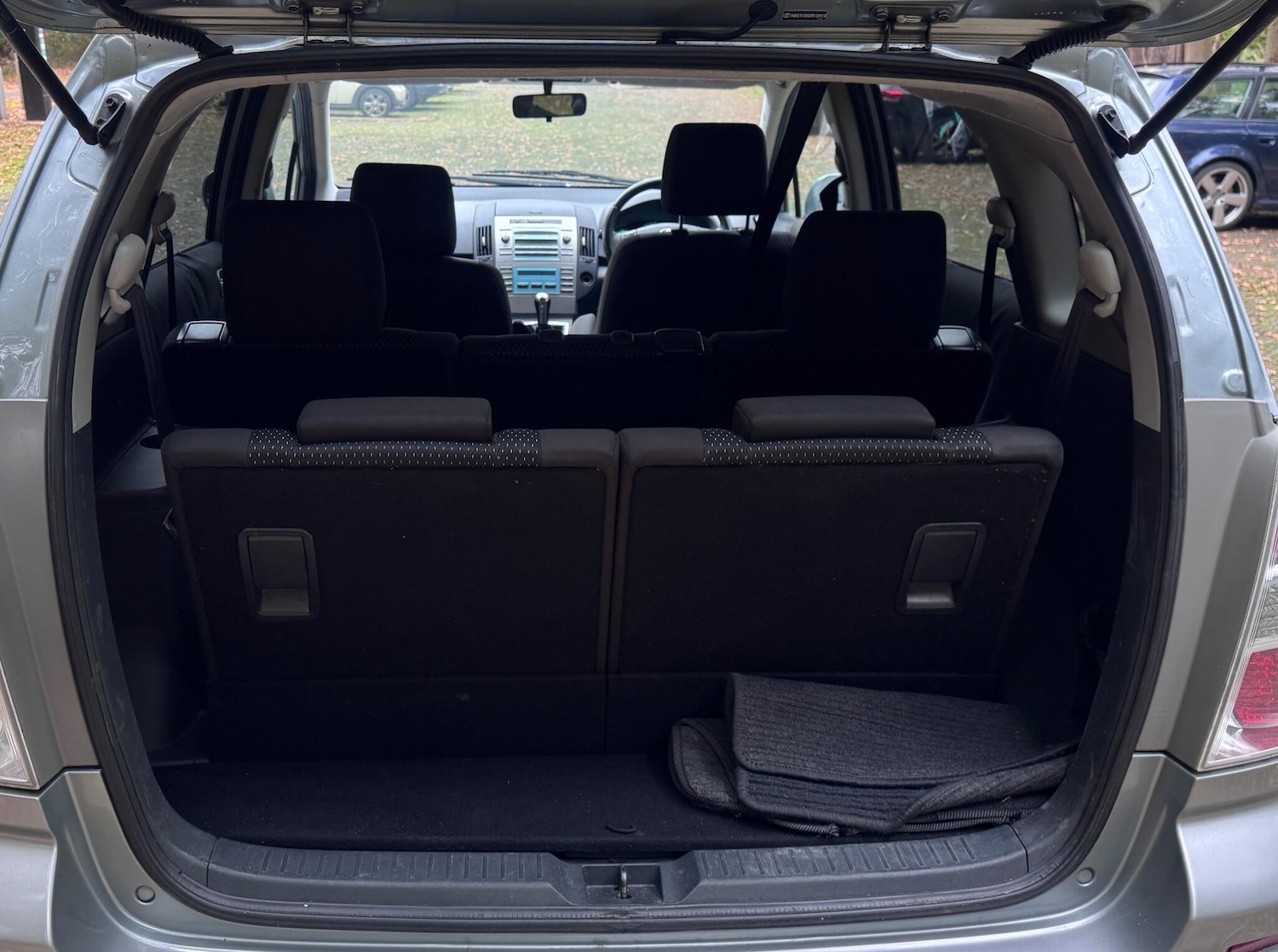 Used Toyota Verso 2008 for sale - 77040017: Photo 17