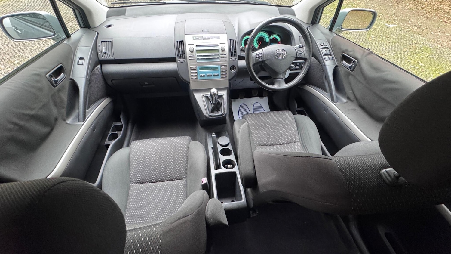 Used Toyota Verso 2008 for sale - 77040017: Photo 3