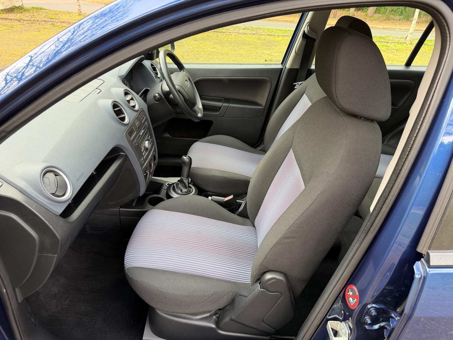 Used Ford Fusion 2010 for sale - 78128051: Photo 16