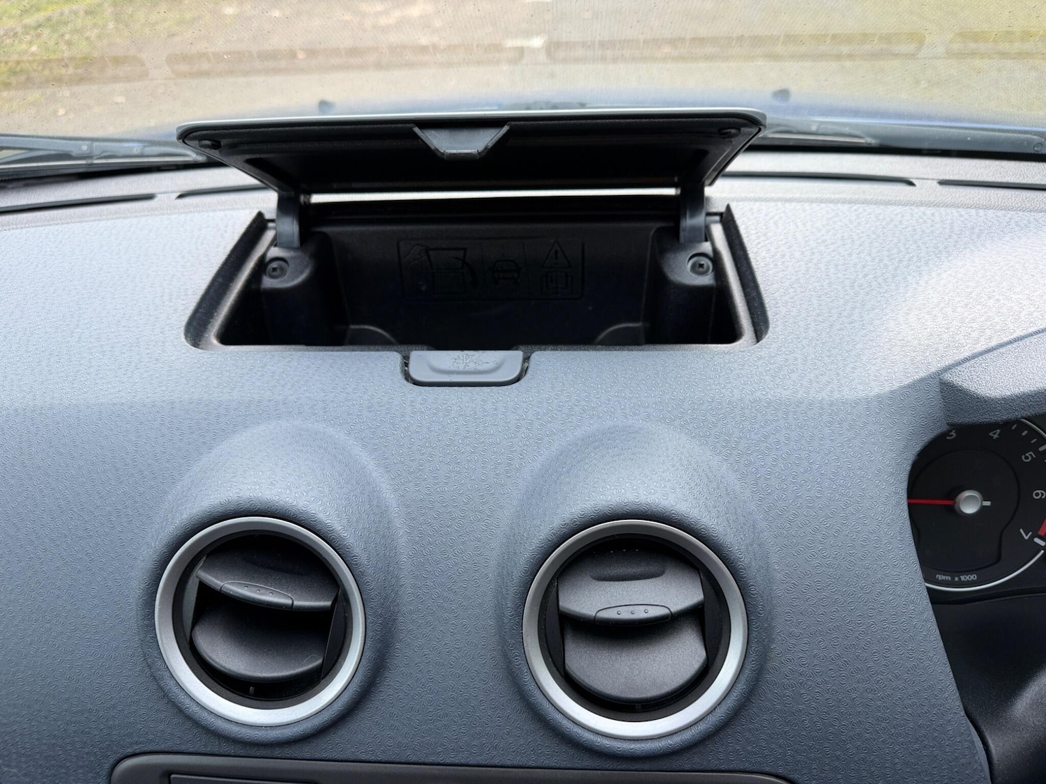 Used Ford Fusion 2010 for sale - 78128051: Photo 29