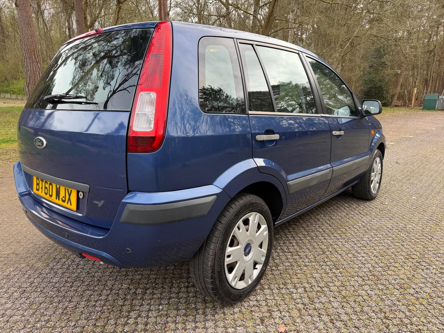 Used Ford Fusion 2010 for sale - 78128051: Photo 9