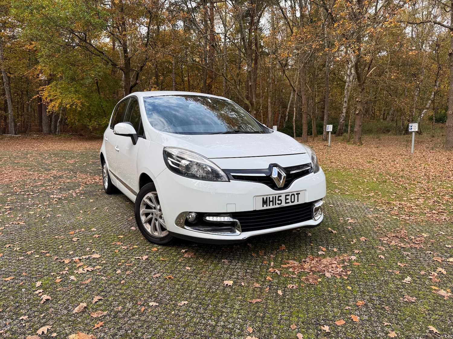 Used Renault Scenic 2015 for sale - 77040212: Photo 2