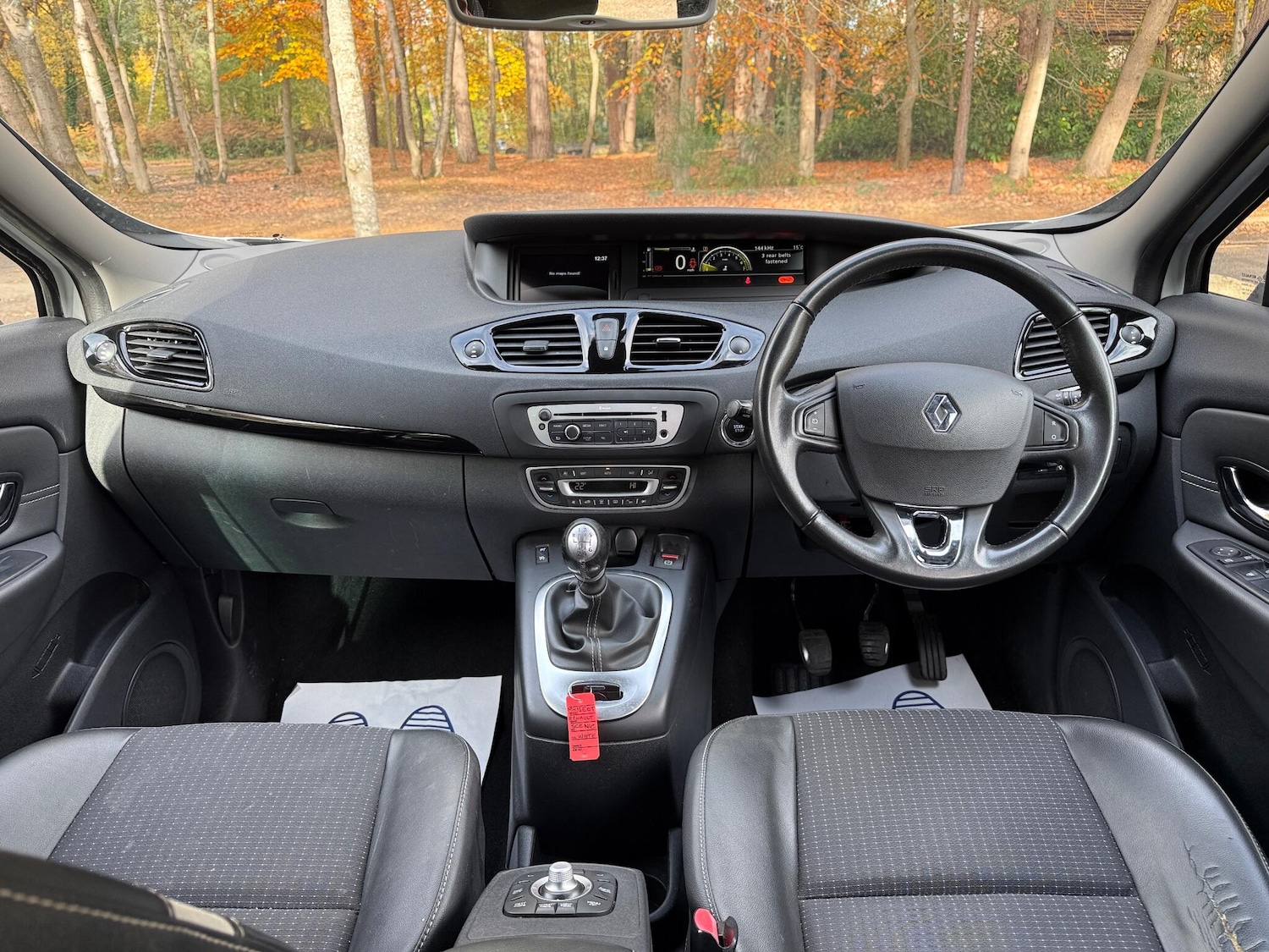 Used Renault Scenic 2015 for sale - 77040212: Photo 3