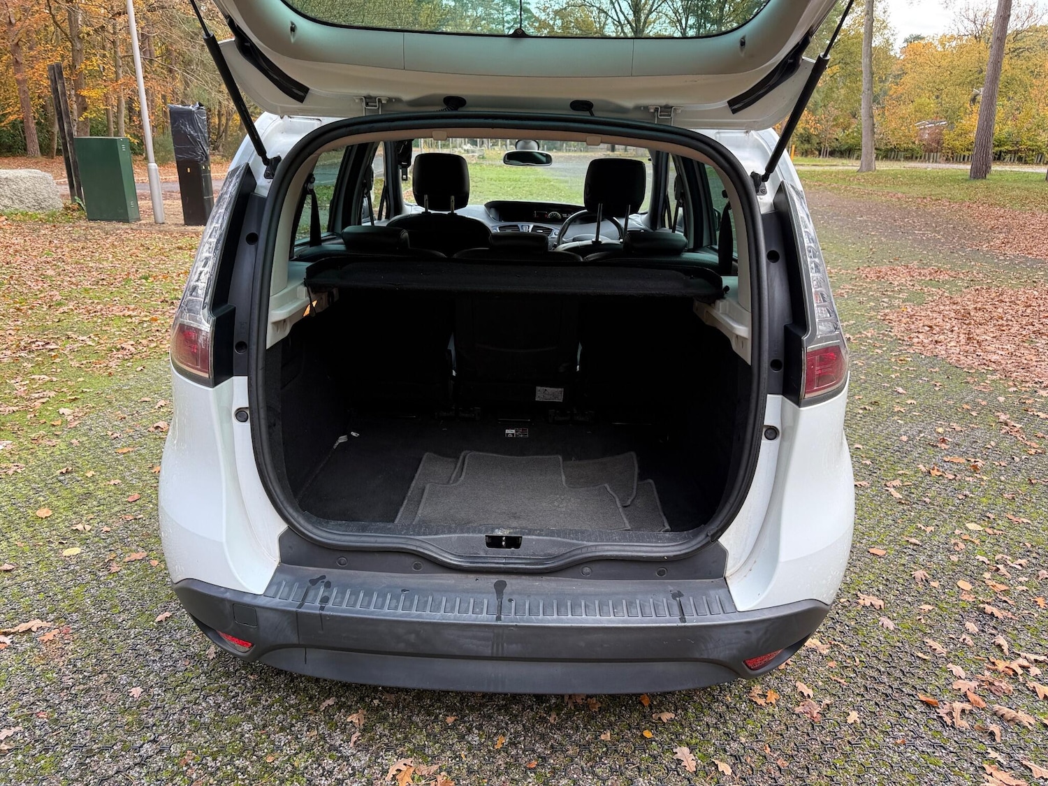 Used Renault Scenic 2015 for sale - 77040212: Photo 42