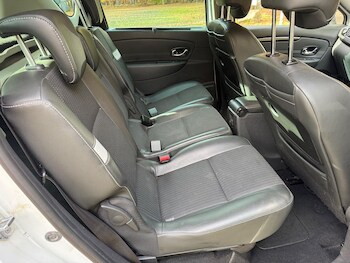 Used Renault Scenic 2015 for sale - 77040212: Photo