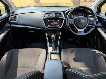 Used Suzuki SX4 S-Cross 2017 for sale - 79092740: Photo