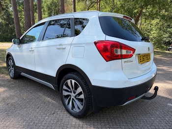 Used Suzuki SX4 S-Cross 2017 for sale - 79092740: Photo
