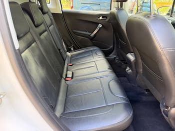 Used Peugeot 2008 2014 for sale - 79688589: Photo