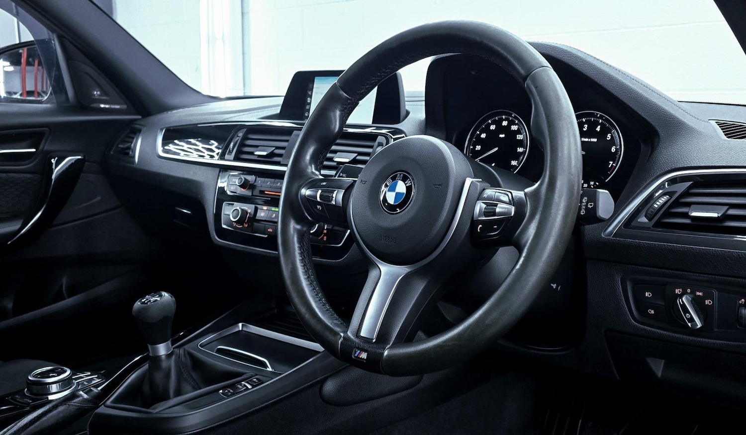 Used BMW 1 Series 2017 for sale - 77028931: Photo 32