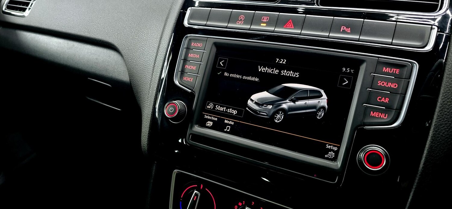 Used Volkswagen Polo 2015 for sale - 78038829: Photo 32