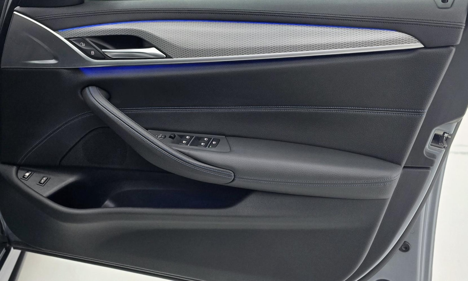 Used BMW 5 Series 2018 for sale - 77977375: Photo 55