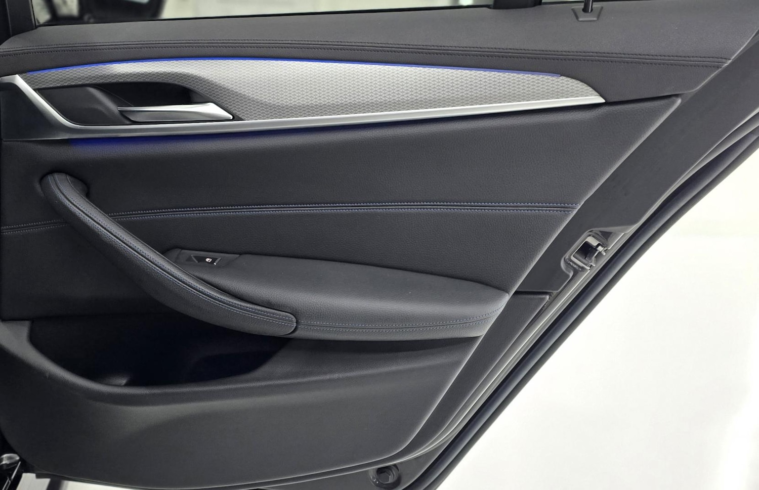 Used BMW 5 Series 2019 for sale - 77198590: Photo 54