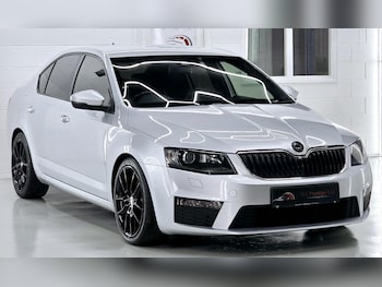 Used Skoda Octavia 2017 for sale - 77304022: Photo