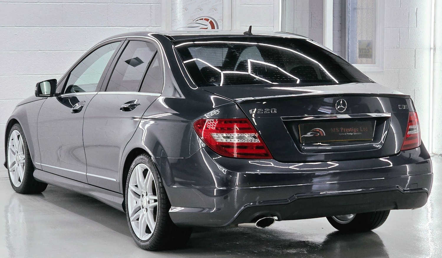 Used Mercedes-Benz C Class 2012 for sale - 76585289: Photo 10