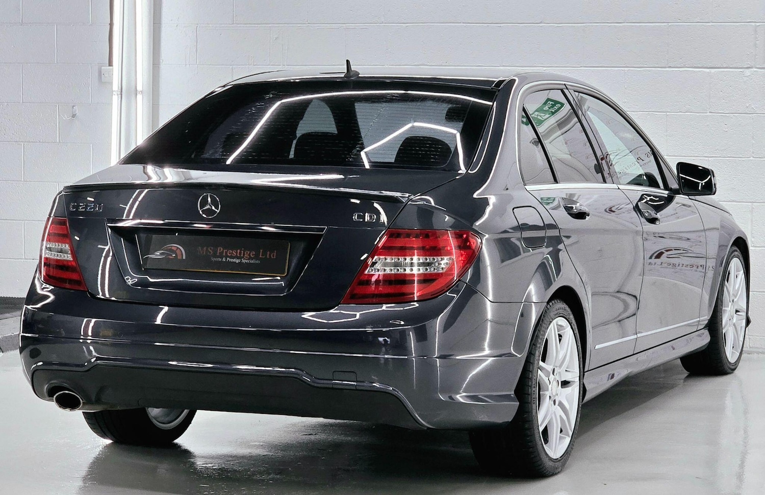 Used Mercedes-Benz C Class 2012 for sale - 76585289: Photo 11
