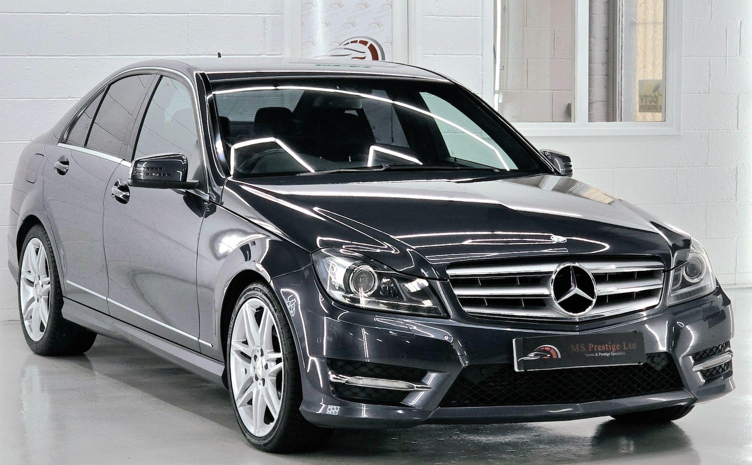 Used Mercedes-Benz C Class 2012 for sale - 76585289: Photo 3